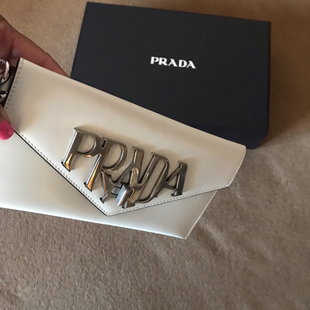Prada clutch purse. - Picture 7 of 8